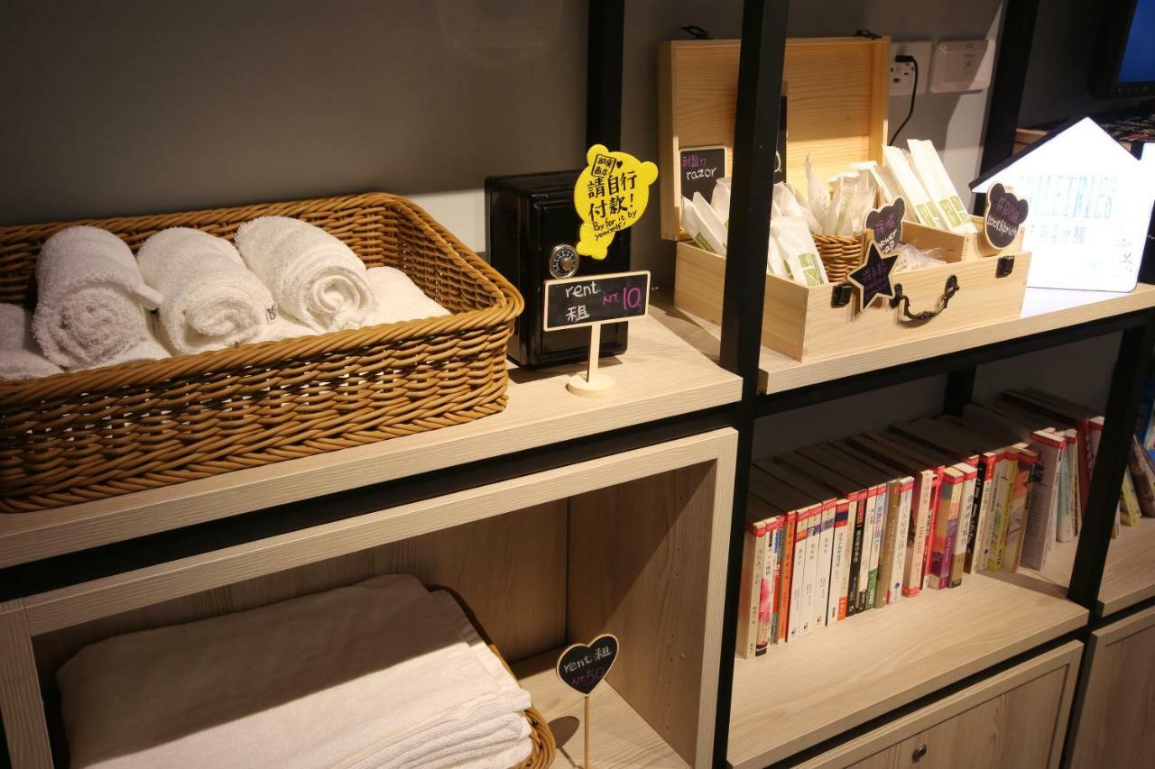 Loosha Hostel Taichung Eksteriør billede