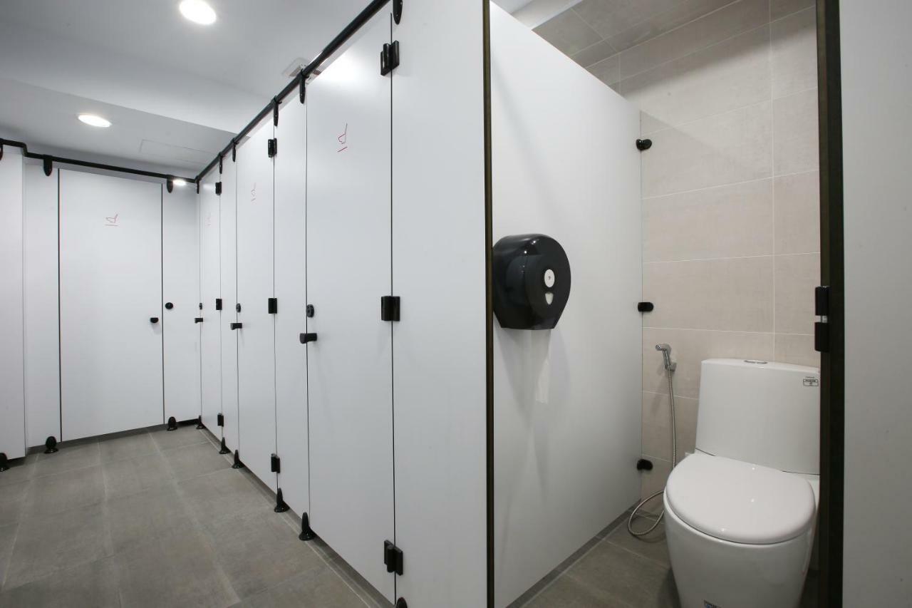 Loosha Hostel Taichung Eksteriør billede
